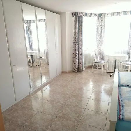 Ferienwohnung Leippert Apartment *